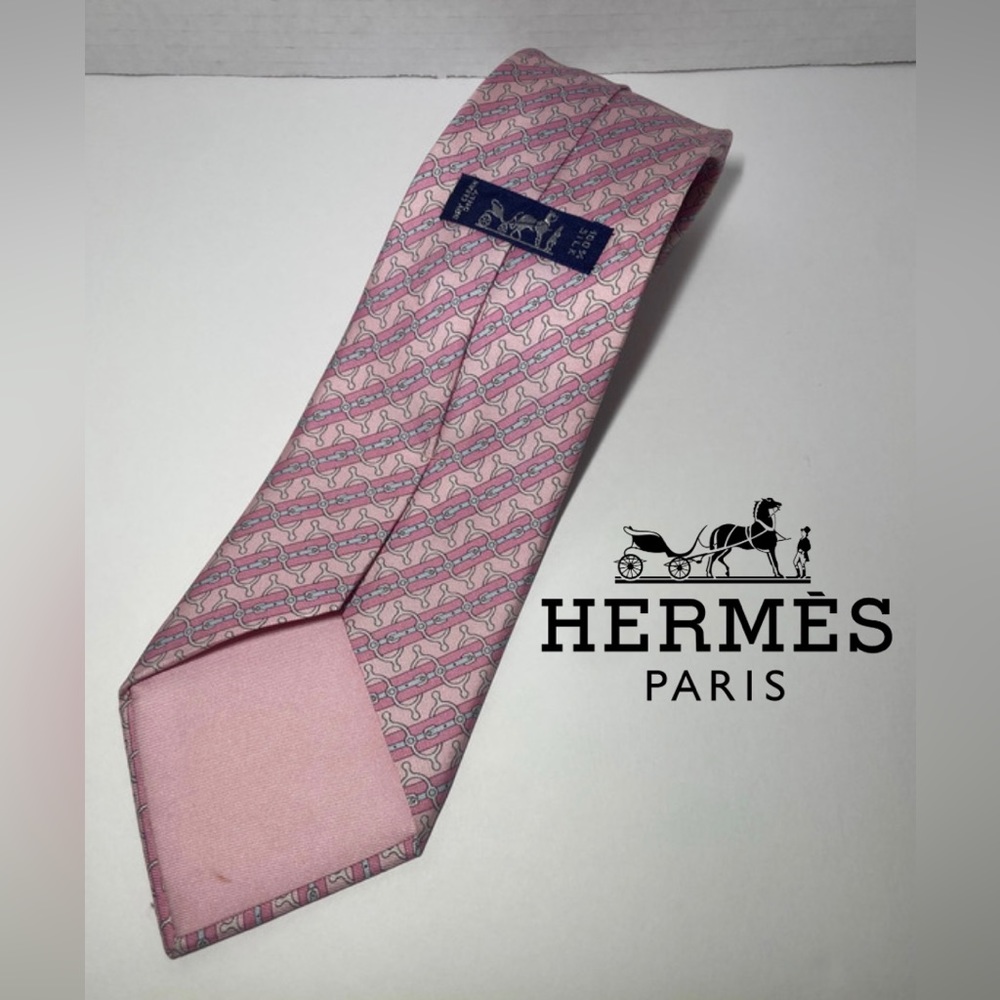 Authentic Hermès Men’s Pink Neck Tie